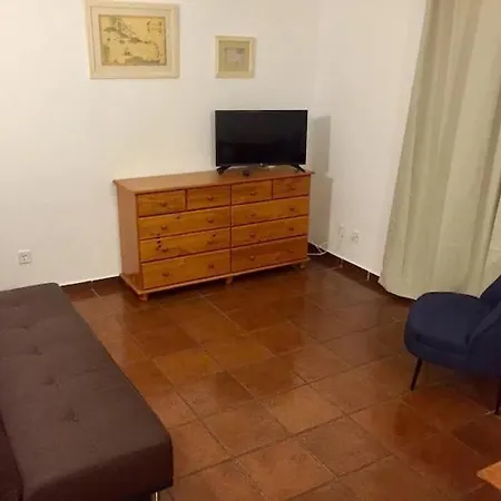 Apartamento E 1 350m Olhos De Agua